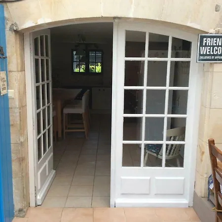 Detached Charentais Stone Built House With Private Pool * Antignac